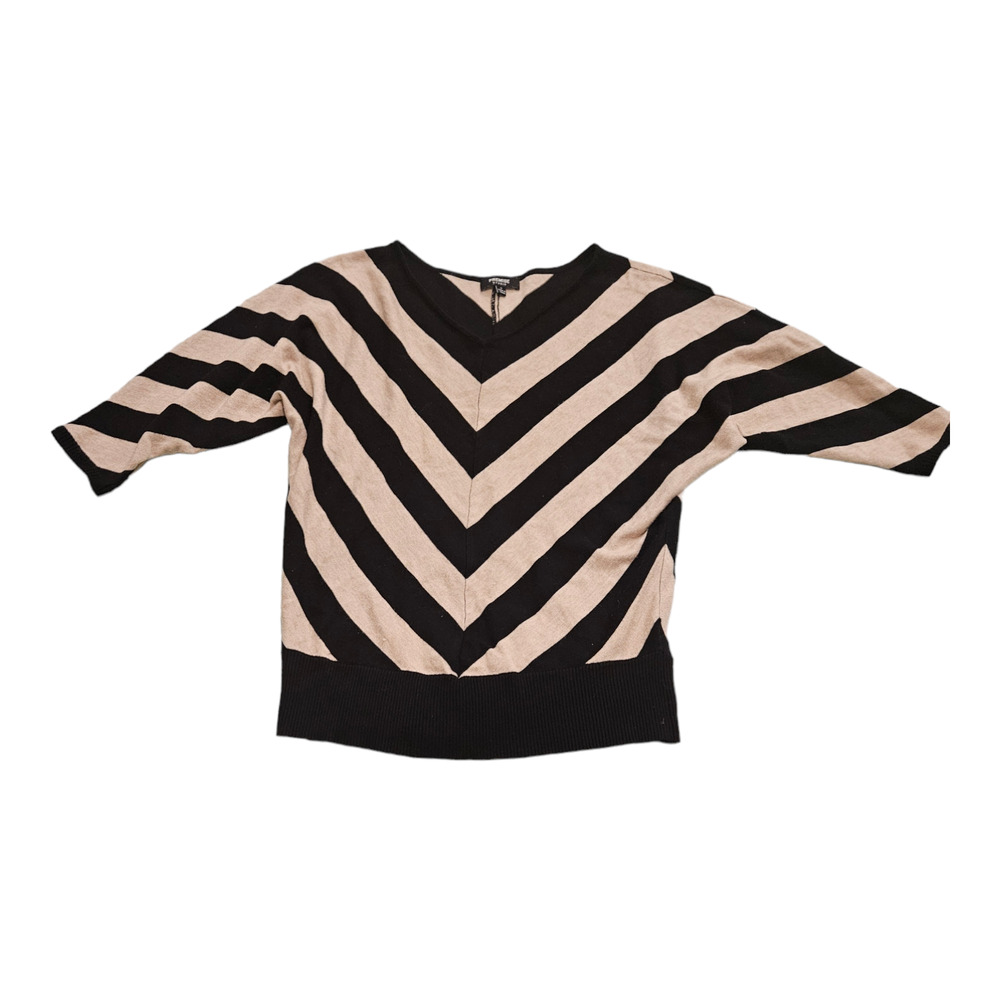 Premise Studio Small Chevron Pattern Dolman Sleeve V-Neck Shirt
